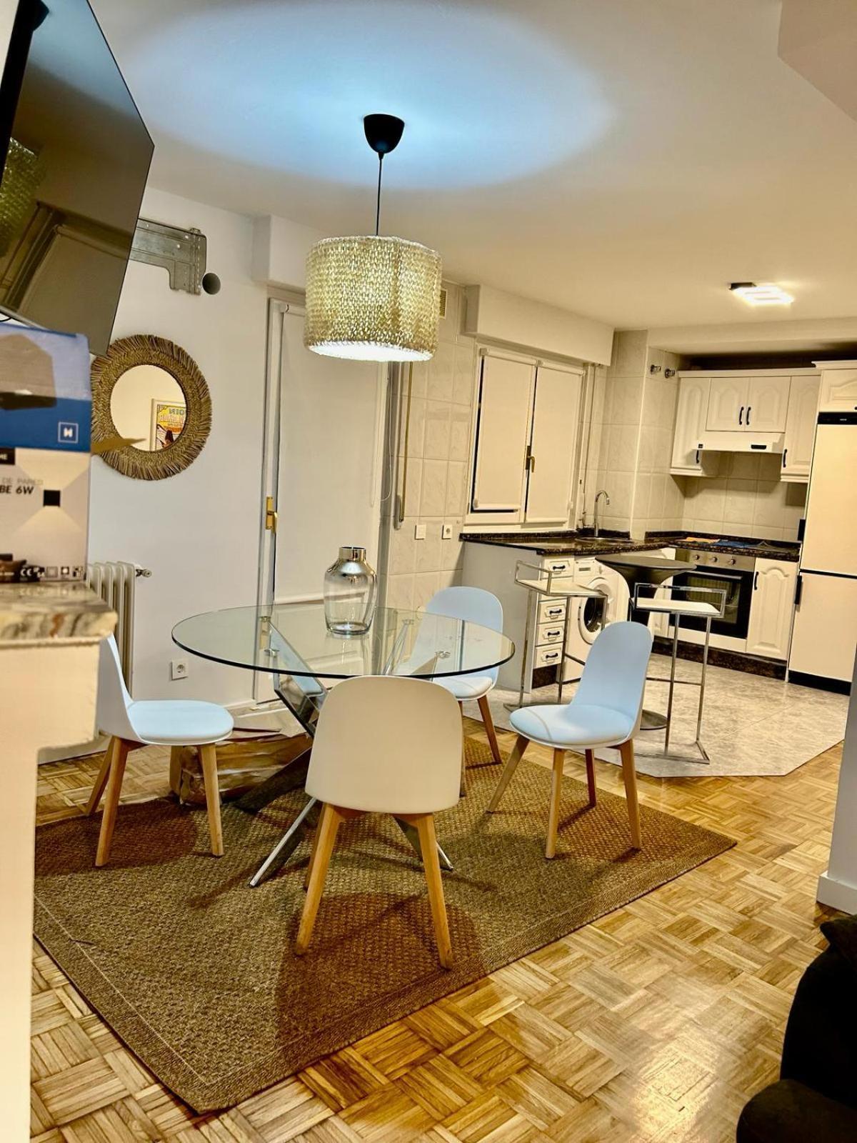 Apartamento Albany , Mno Dominguez Berrueta ليون المظهر الخارجي الصورة